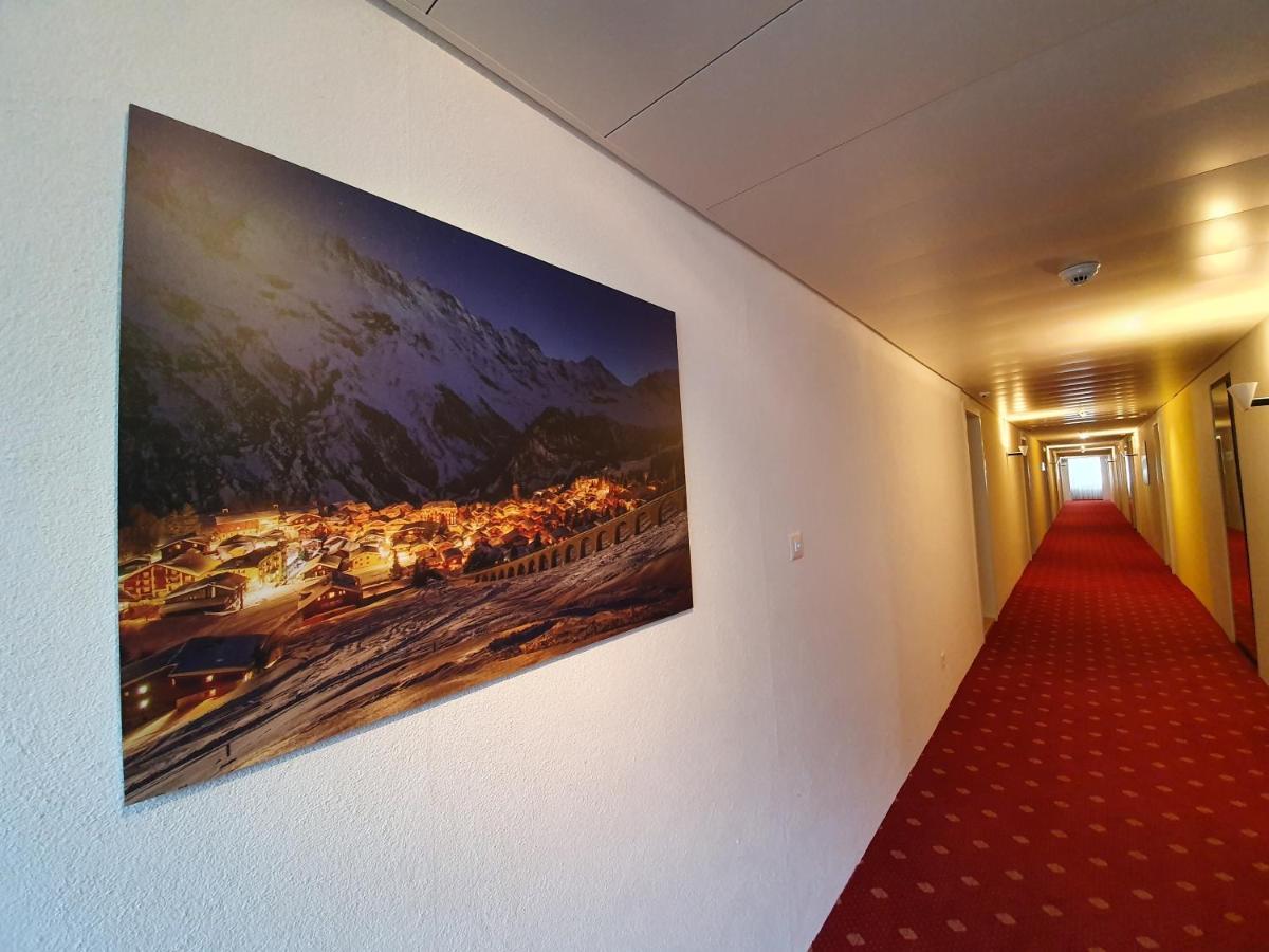 Pop-Up Lodge Muerren 翁根 外观 照片